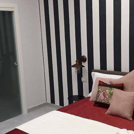 Hotel Prestige House Salerno Exterior foto