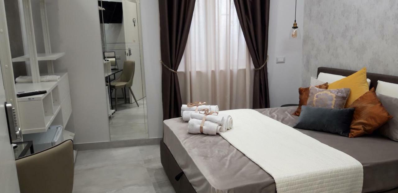 Hotel Prestige House Salerno Exterior foto